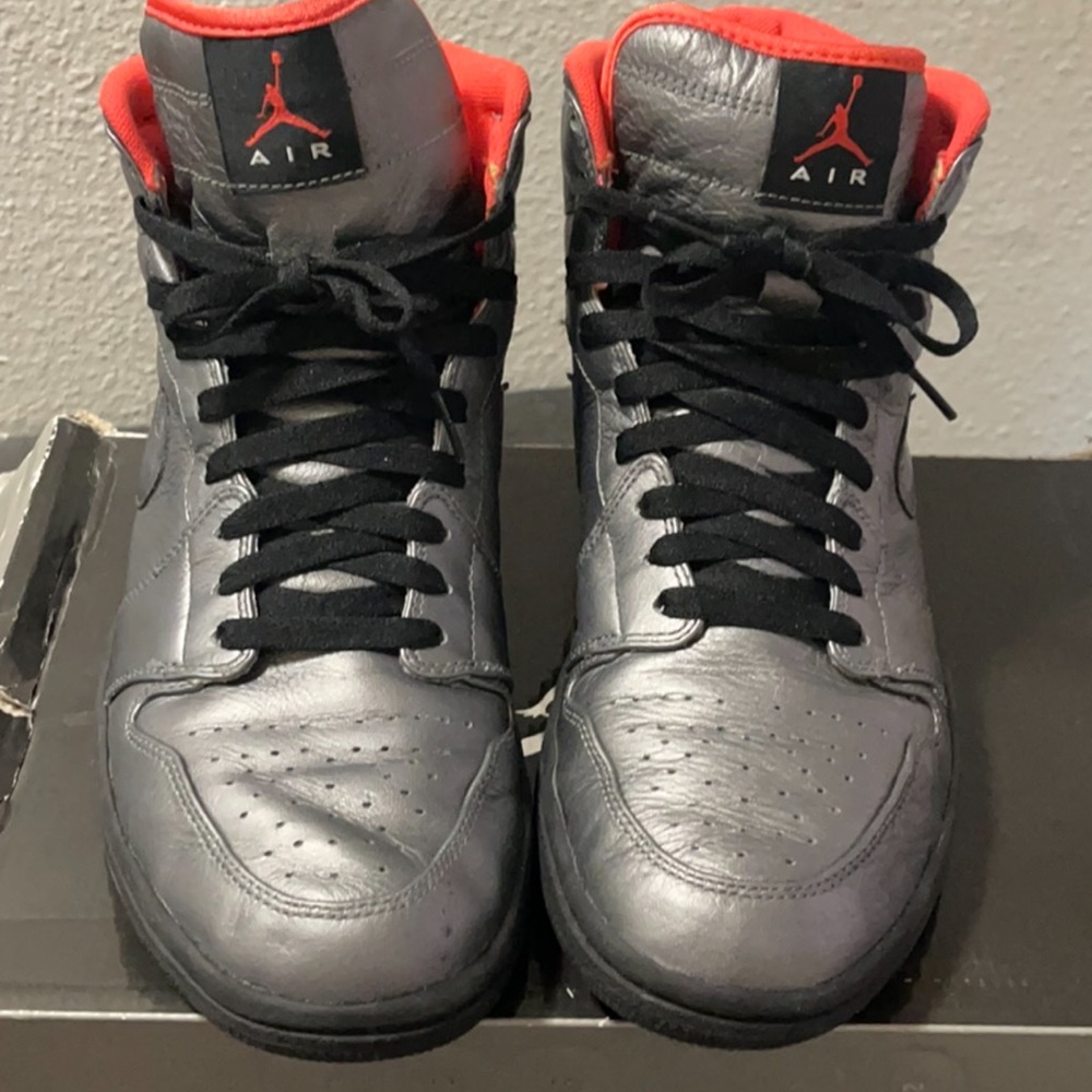 Air Jordan 1s